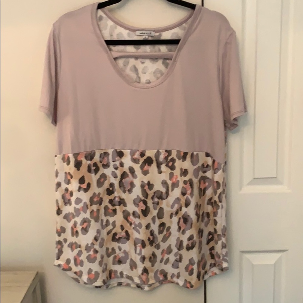 NWOT boutique top!
